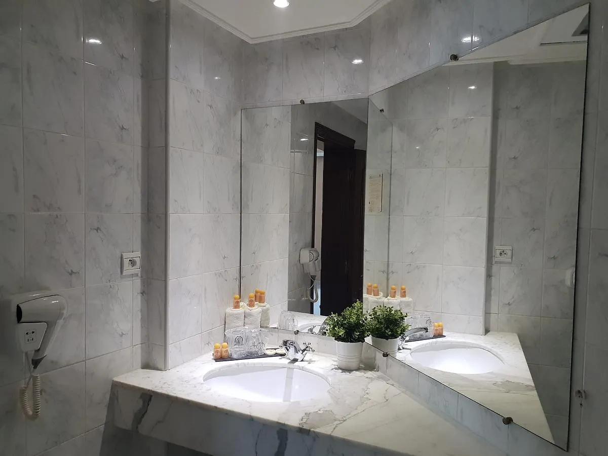 Rania Belmadina Hotel Casablanca 3*,  Maroc
