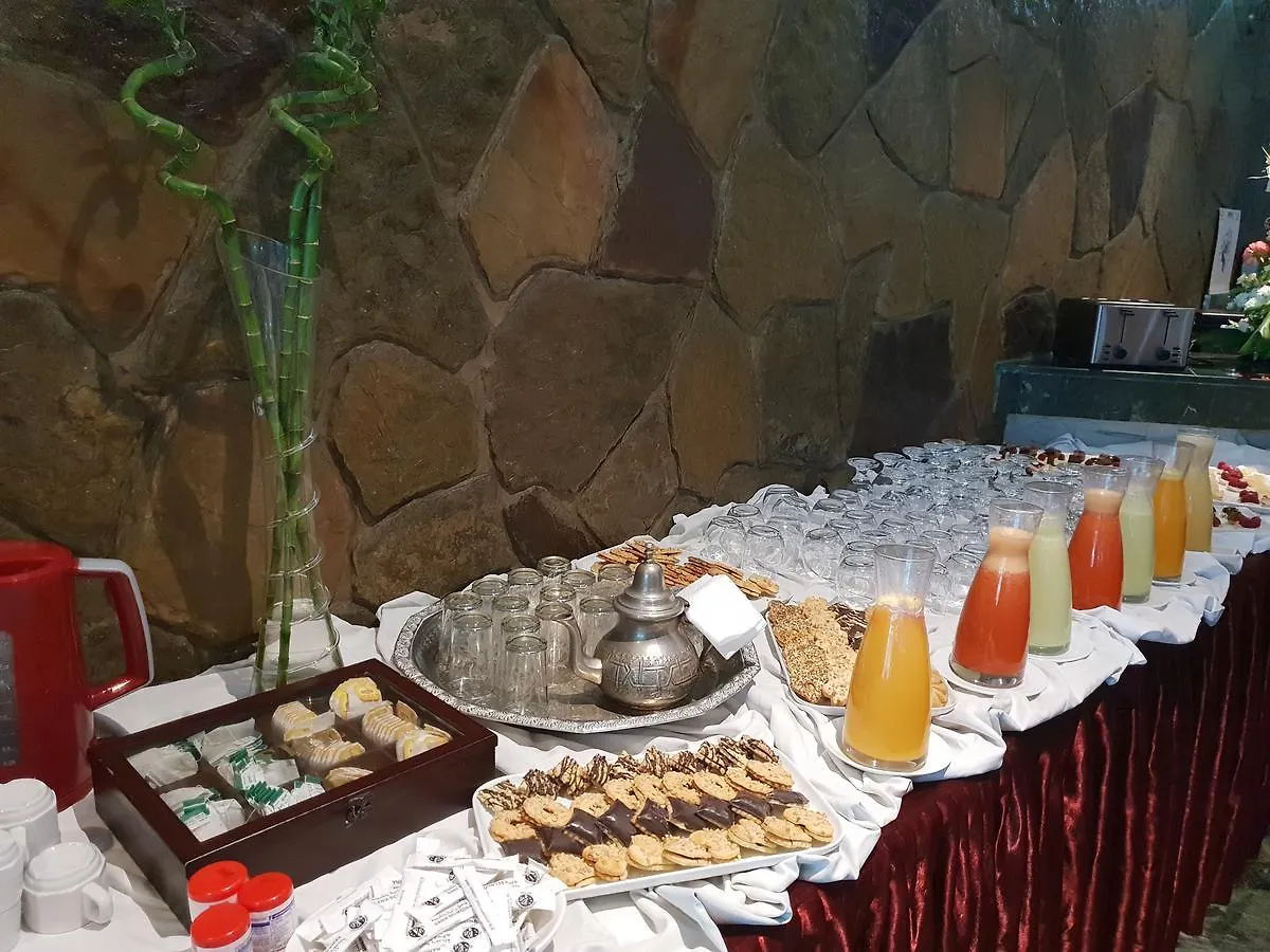 ***  Rania Belmadina Hotel Casa Blanca Marruecos